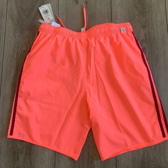 Adidas men swim shorts. Size L perfect for the beach - Picture 2 of 3